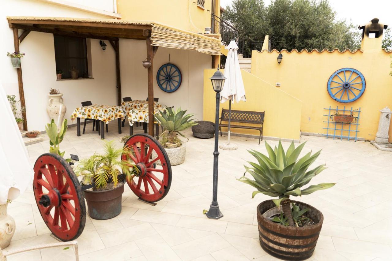 Da Sarah Hotel Muravera Exterior photo